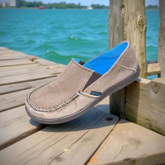 Crocs Juniors Boys Canvas Santa Cruz Slip-On Casual Loafers Khaki Brown J 5 - Picture 1 of 7